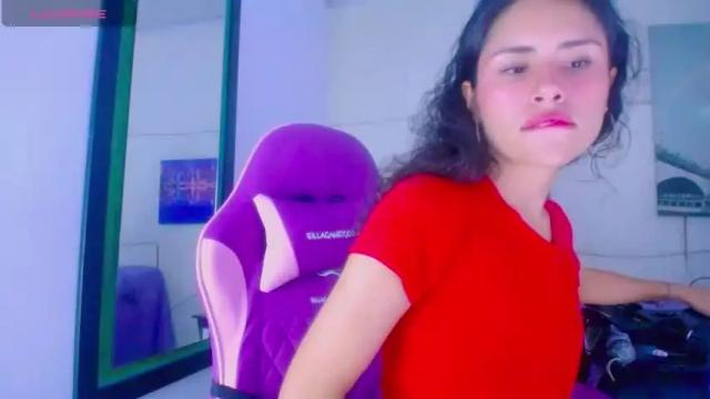 Image 11 of _alessia_21 Stream on Chaturbate on 14 months ago