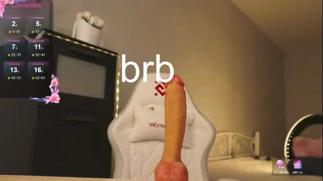 Image 11 of _alexa_gold_ Stream on Chaturbate on 1 month ago