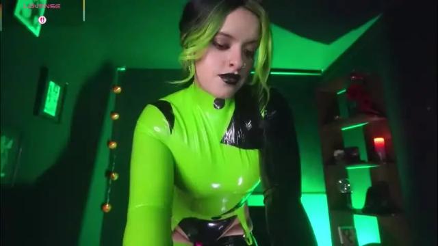 Image 3 of _alice_d Stream on Chaturbate on 2 months ago