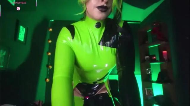 Image 4 of _alice_d Stream on Chaturbate on 2 months ago