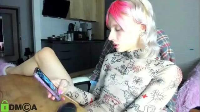 Image 11 of _alice_kitty Stream on Chaturbate on 2 months ago
