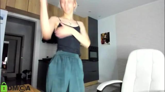 Image 3 of _alice_kitty Stream on Chaturbate on 1 month ago