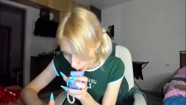 Image 11 of _alice_kitty Stream on Chaturbate on 26 days ago
