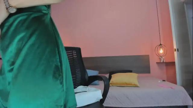 Image 3 of _aline_hall Stream on Chaturbate on 13 days ago