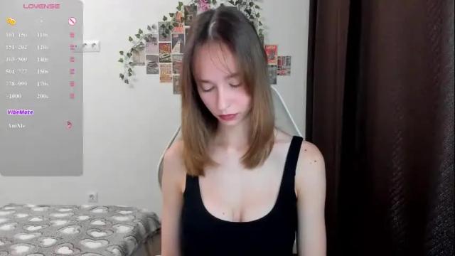 Image 4 of _alissaa_ Stream on Chaturbate on 3 months ago