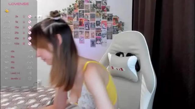 Image 4 of _alissaa_ Stream on Chaturbate on 2 months ago