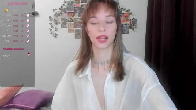 Image 3 of _alissaa_ Stream on Chaturbate on 1 month ago