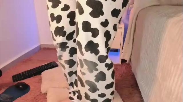 Image 2 of _alissonrose Stream on Chaturbate on 1 month ago