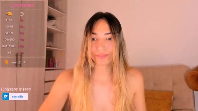 Image 12 of _alliex_ Stream on Chaturbate on 12 months ago
