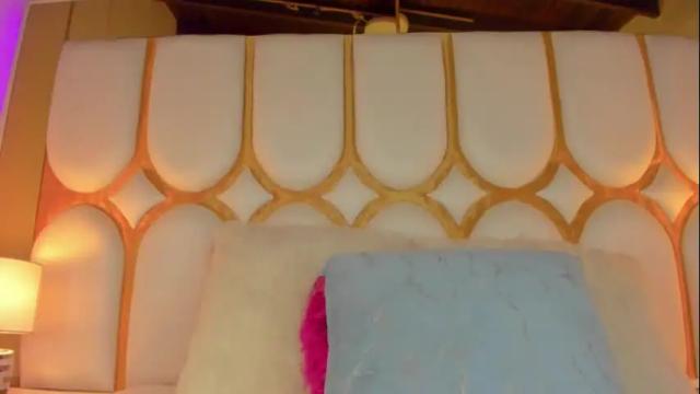 Image 4 of _ambar_curly_ Stream on Chaturbate on 1 month ago