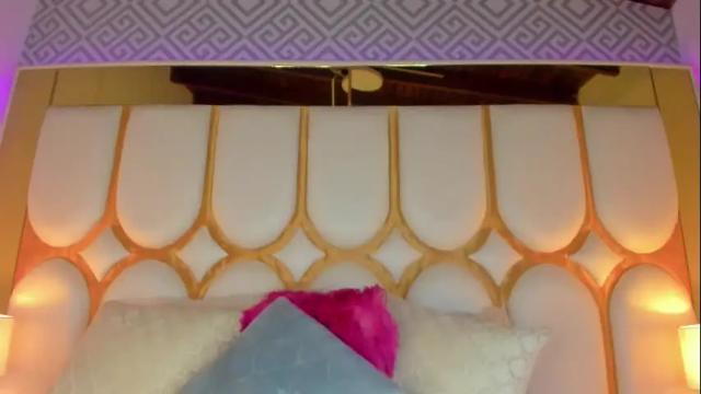 Image 12 of _ambar_curly_ Stream on Chaturbate on 20 days ago