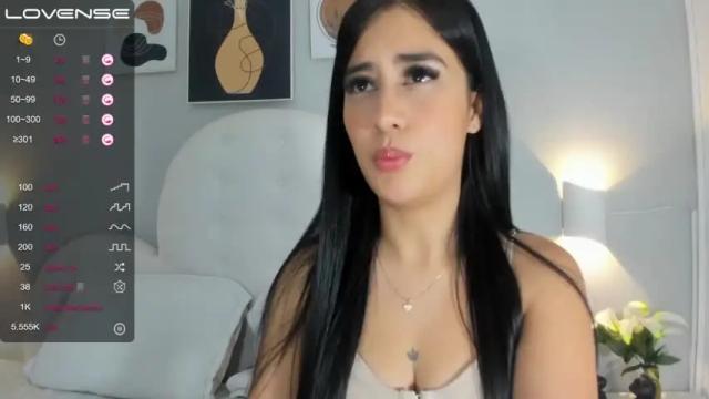 Image 8 of _amiira_ Stream on Chaturbate on 23 months ago