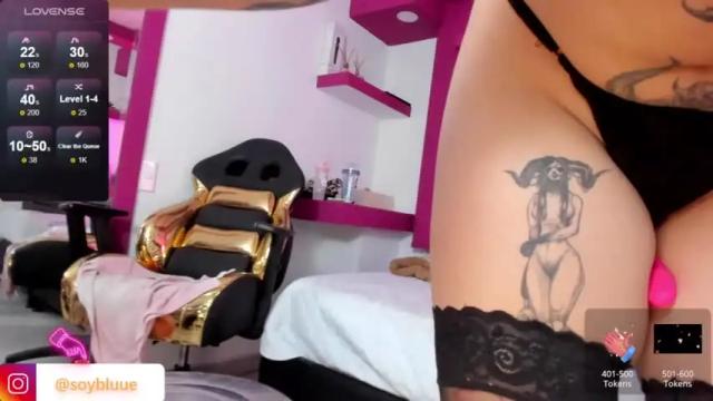 Image 3 of _angel_blue__ Stream on Chaturbate on 24 months ago