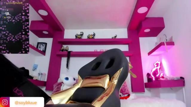 Image 6 of _angel_blue__ Stream on Chaturbate on 23 months ago