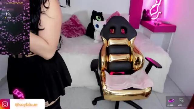 Image 3 of _angel_blue__ Stream on Chaturbate on 23 months ago