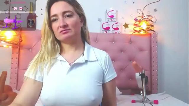 Image 3 of _antonella_11 Stream on Chaturbate on 1 month ago