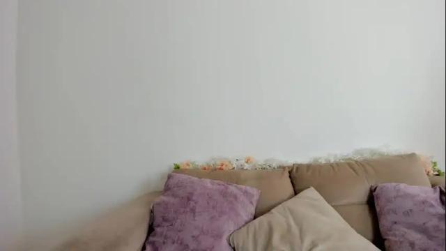 Image 2 of _april_smith_ Stream on Chaturbate on 12 days ago