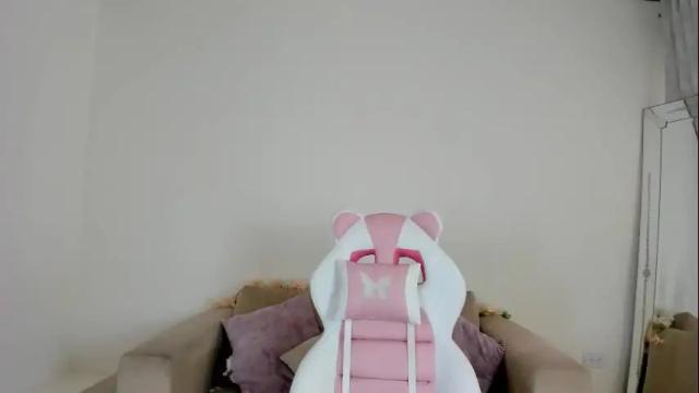 Thumbnail 1, _april_smith_'s Stream at Chaturbate, 1 day ago