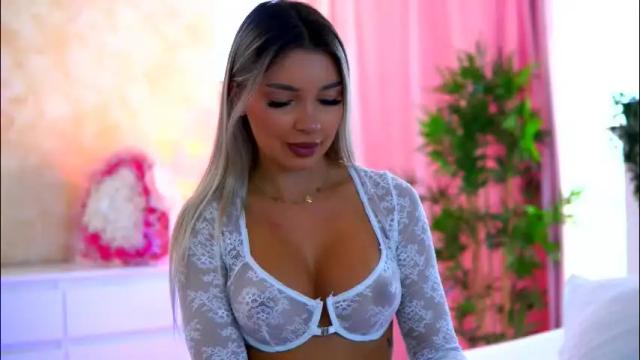 Thumbnail 3, _arielle's Stream at Chaturbate, 1 month ago