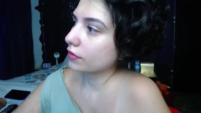 Image 4 of _atenea_golden Stream on Chaturbate on 16 months ago