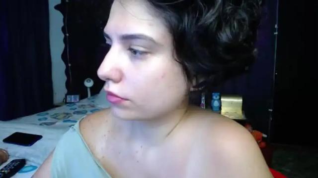 Image 7 of _atenea_golden Stream on Chaturbate on 16 months ago