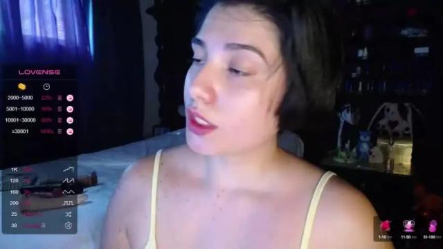 Image 10 of _atenea_golden Stream on Chaturbate on 14 months ago