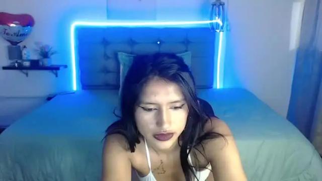 Image 2 of _aurora_24 Stream on Chaturbate on 14 months ago