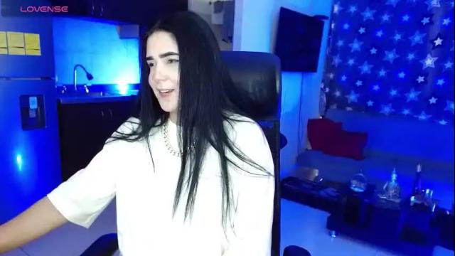 Image 2 of _babyfantasy_ Stream on Chaturbate on 2 months ago