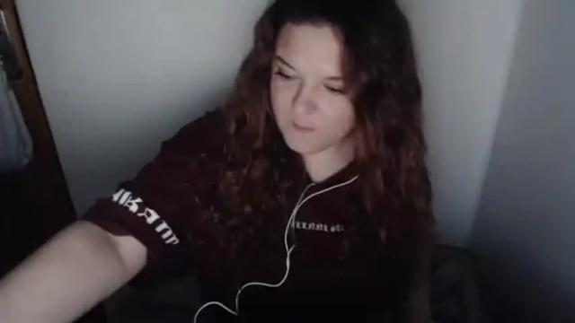Image 4 of _bella_28 Stream on Chaturbate on 21 months ago