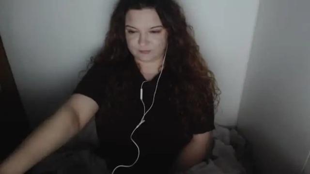 Image 3 of _bella_28 Stream on Chaturbate on 19 months ago