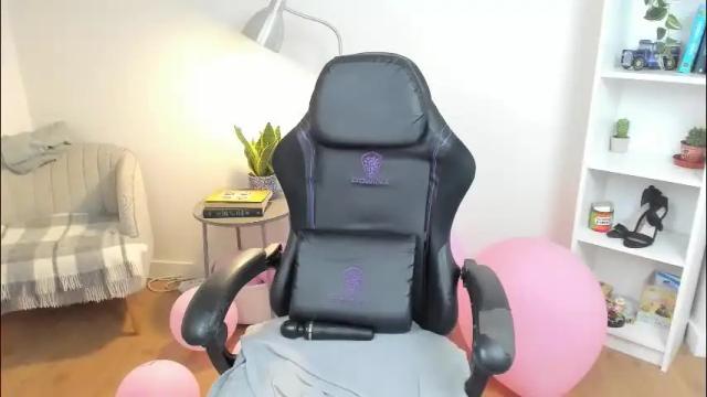 Image 11 of _bellaevans_ Stream on Chaturbate on 2 months ago