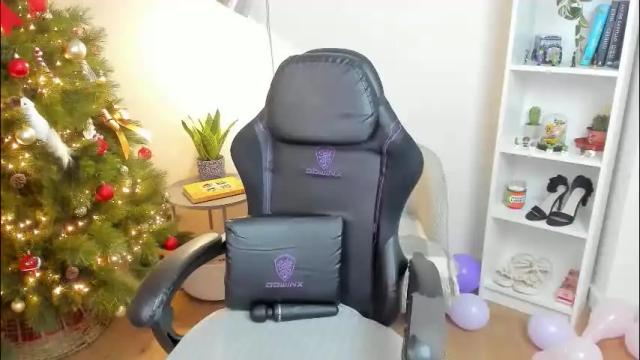 Image 6 of _bellaevans_ Stream on Chaturbate on 1 month ago