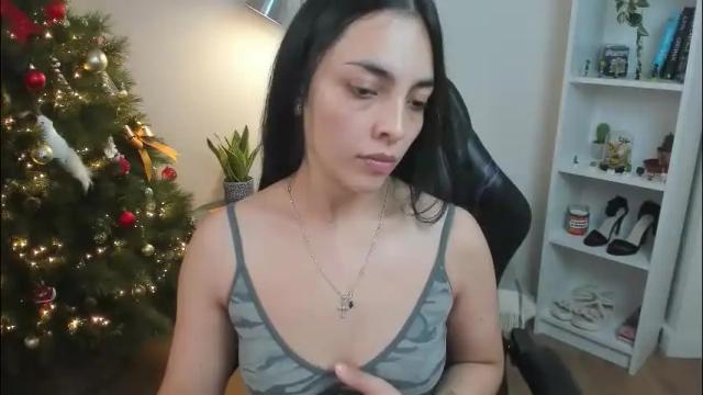 Image 2 of _bellaevans_ Stream on Chaturbate on 1 month ago