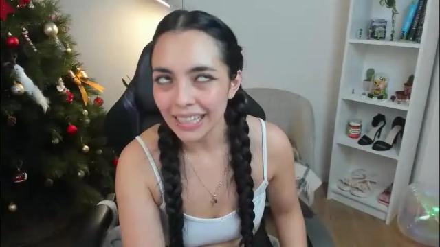 Image 6 of _bellaevans_ Stream on Chaturbate on 24 days ago