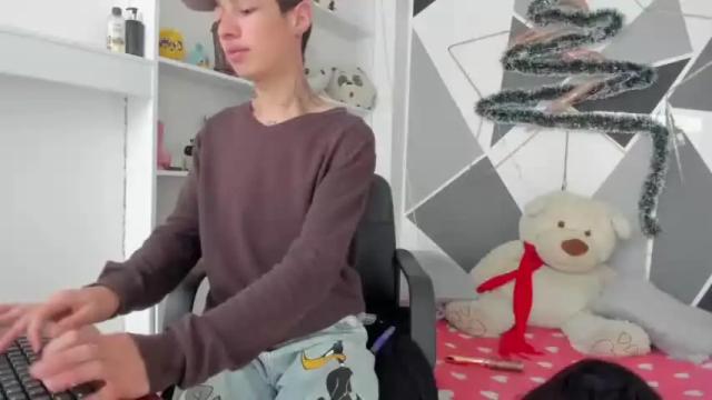 Thumbnail 2, _bj_alex_white_'s Stream at Chaturbate, 16 months ago