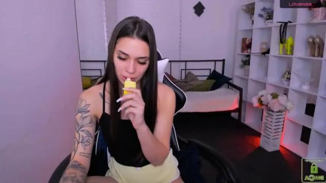 Thumbnail 1, _blaackberry's Stream at Chaturbate, 18 months ago
