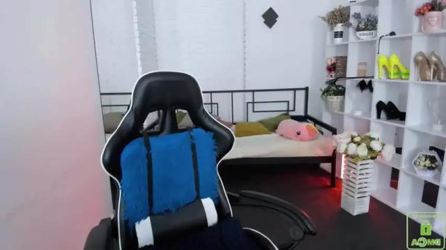 Image 4 of _blaackberry Stream on Chaturbate on 17 months ago