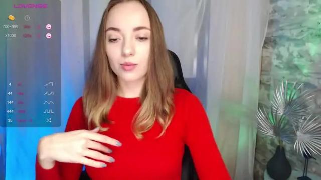 Image 10 of _c_a_r_o_l_e_e_n_a_ Stream on Chaturbate on 19 months ago