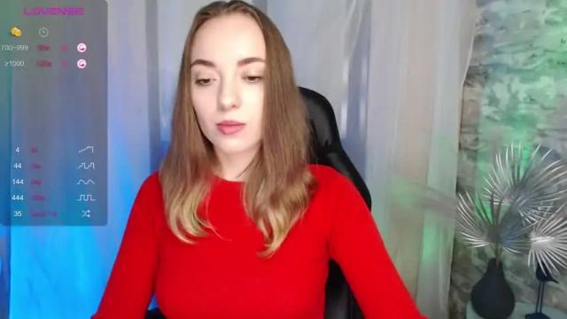 Image 6 of _c_a_r_o_l_e_e_n_a_ Stream on Chaturbate on 19 months ago