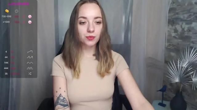 Image 2 of _c_a_r_o_l_e_e_n_a_ Stream on Chaturbate on 19 months ago