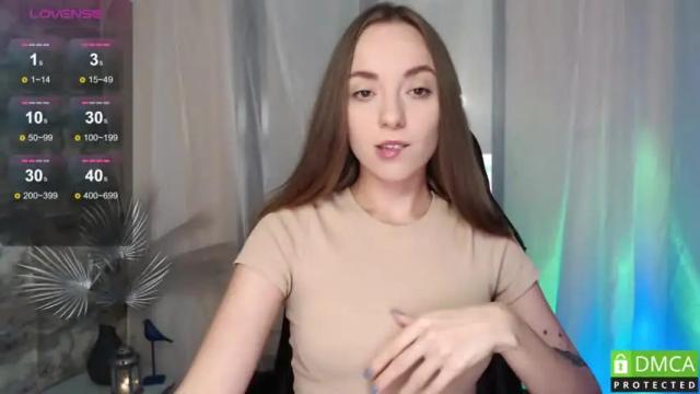 Image 12 of _c_a_r_o_l_e_e_n_a_ Stream on Chaturbate on 19 months ago
