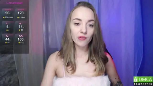 Image 2 of _c_a_r_o_l_e_e_n_a_ Stream on Chaturbate on 18 months ago