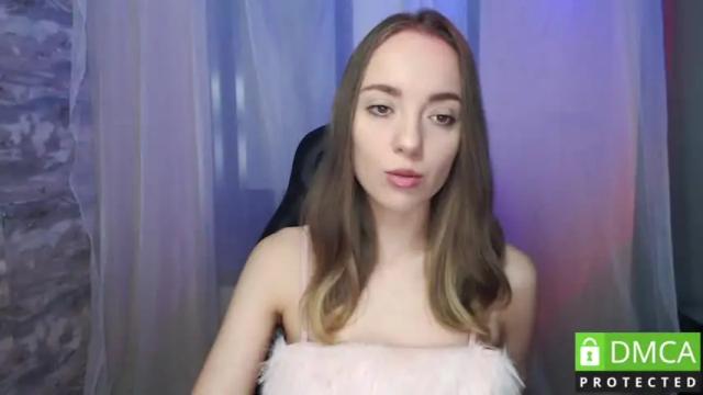 Image 6 of _c_a_r_o_l_e_e_n_a_ Stream on Chaturbate on 17 months ago