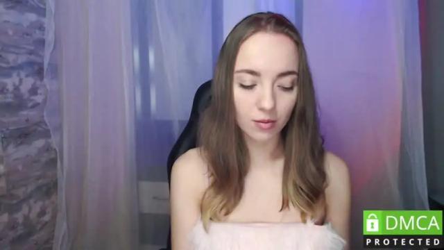 Image 7 of _c_a_r_o_l_e_e_n_a_ Stream on Chaturbate on 17 months ago
