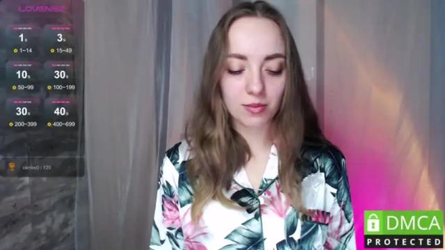 Image 2 of _c_a_r_o_l_e_e_n_a_ Stream on Chaturbate on 16 months ago