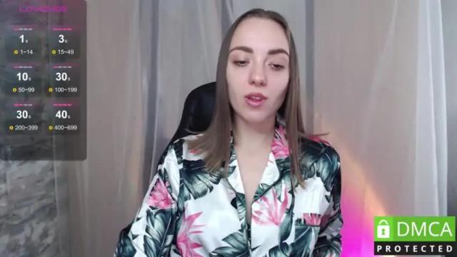 Image 2 of _c_a_r_o_l_e_e_n_a_ Stream on Chaturbate on 15 months ago