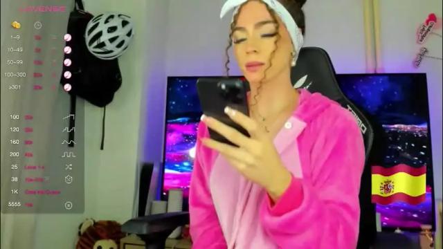 Image 3 of _candy_alaia_ Stream on Chaturbate on 1 month ago