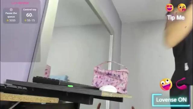 Image 3 of _candy_jade_ Stream on Chaturbate on 24 days ago