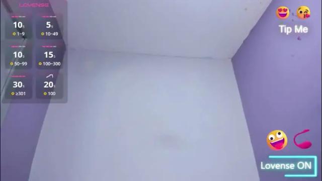 Image 7 of _candy_jade_ Stream on Chaturbate on 7 days ago