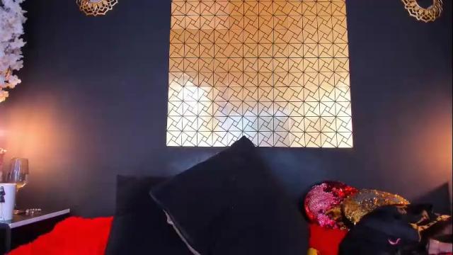 Image 8 of _caro_lyne_ Stream on Chaturbate on 1 month ago